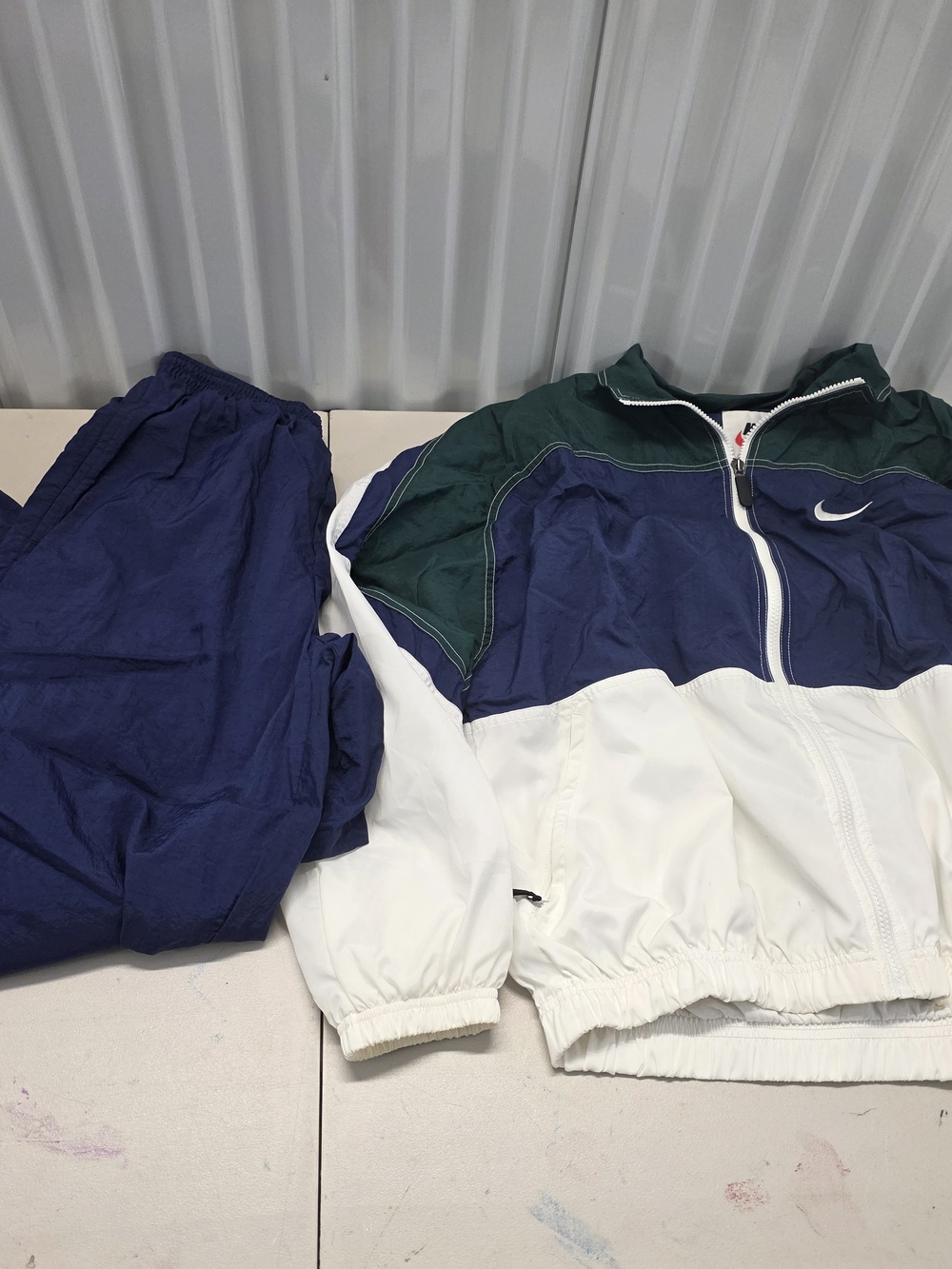 Vintage Tracksuit Windbreaker (NAVY/ WHT/ GRN) Men's Size Medium